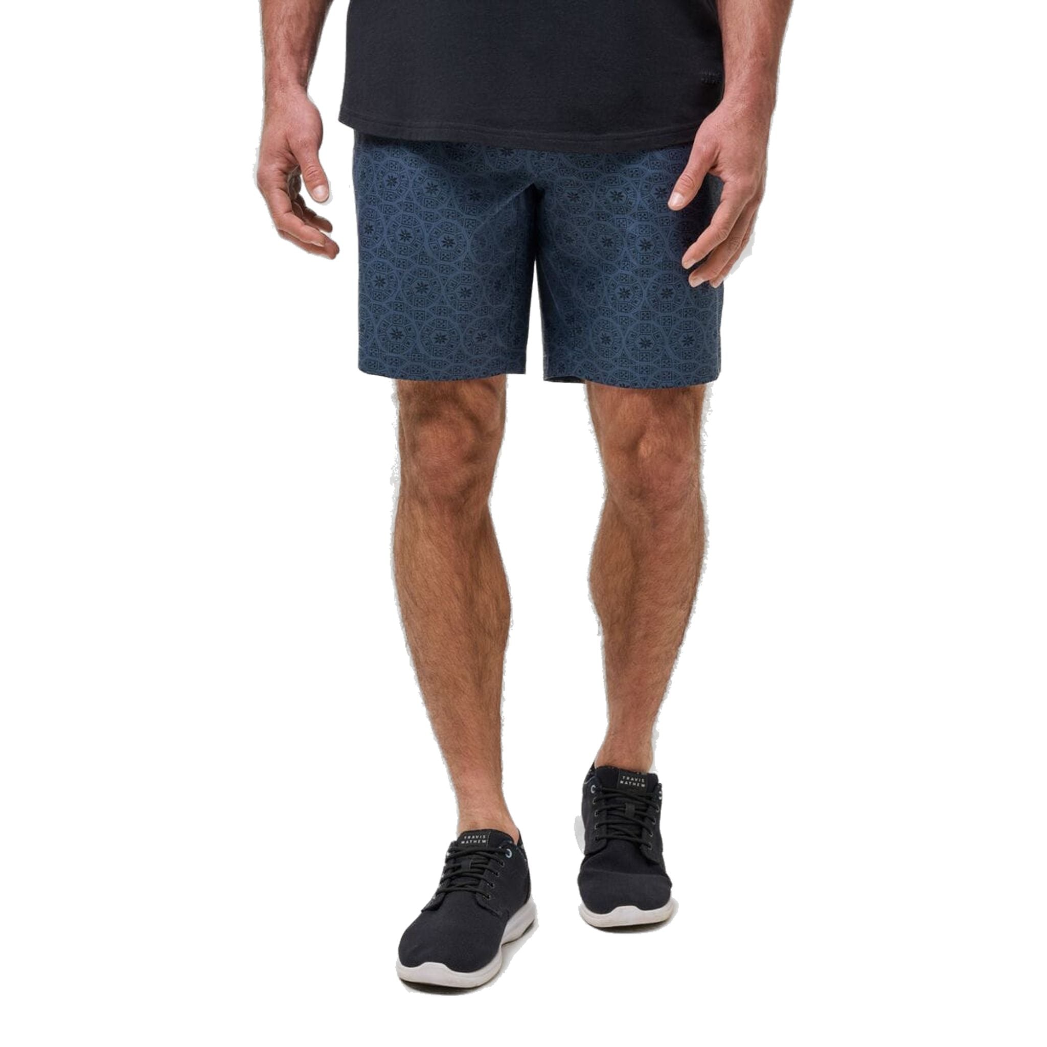 Travis Mathew Beyond The Limits Short Herren